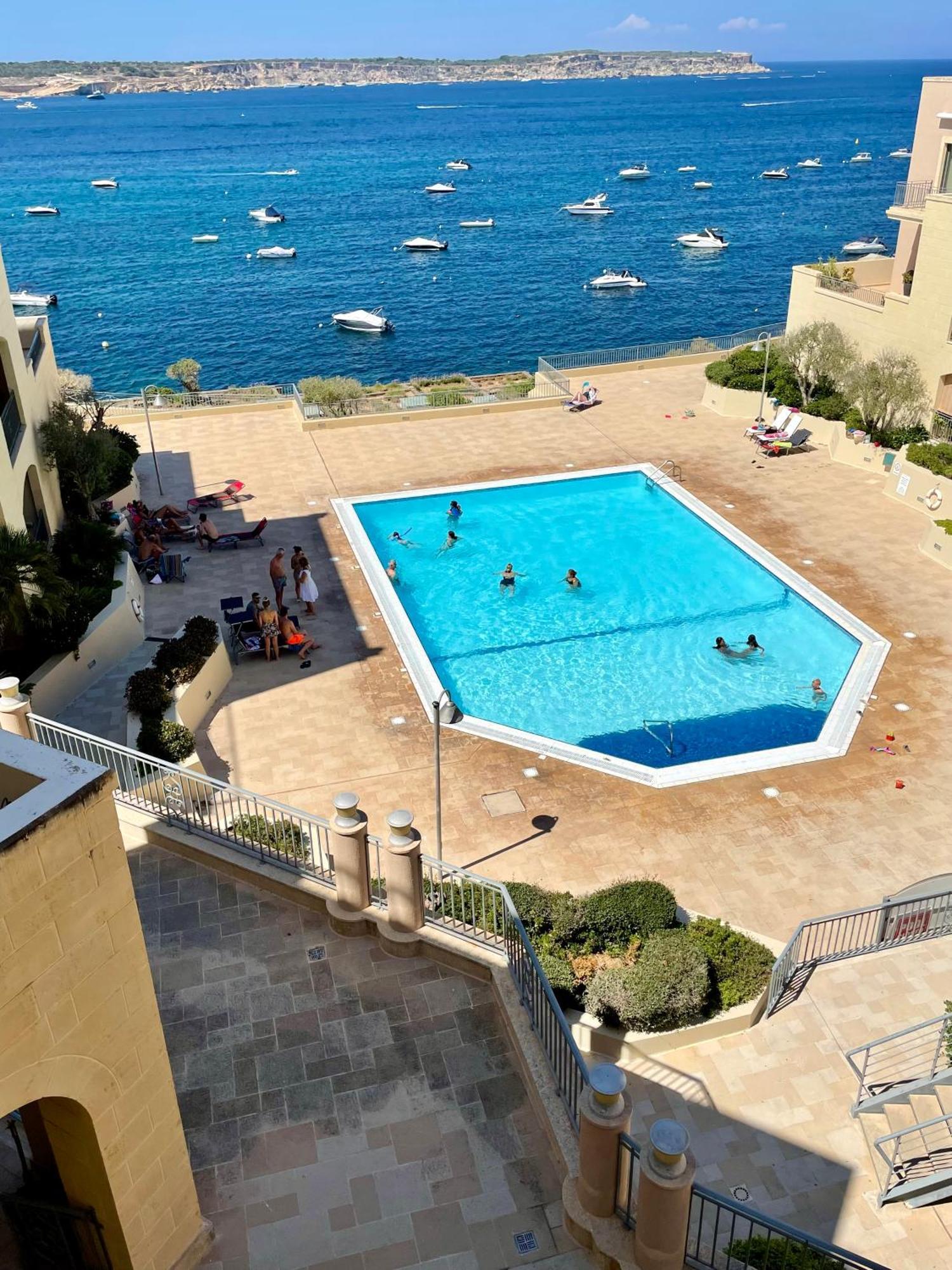 Spacious Luxurious Apartment With Seaview المليحة المظهر الخارجي الصورة