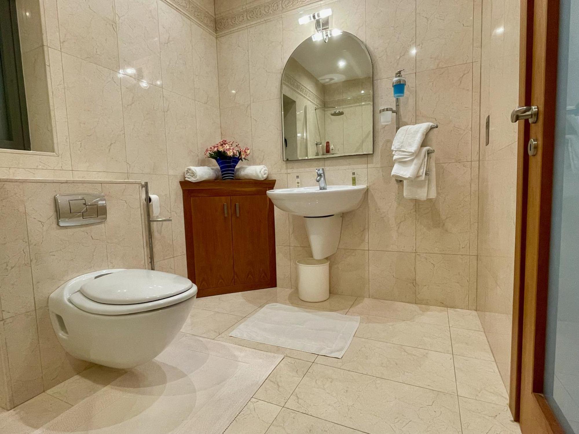 Spacious Luxurious Apartment With Seaview المليحة المظهر الخارجي الصورة