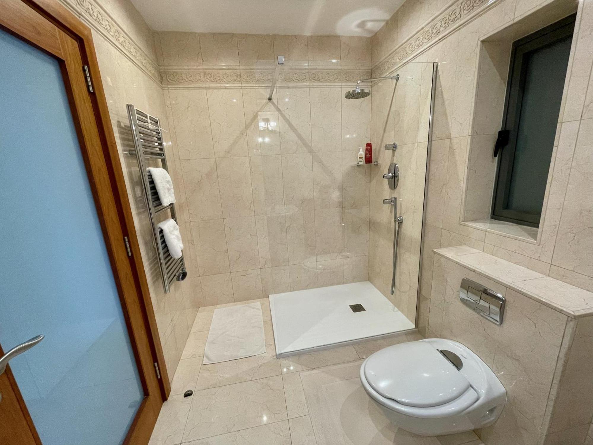 Spacious Luxurious Apartment With Seaview المليحة المظهر الخارجي الصورة